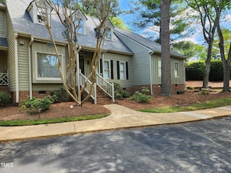 7602 Trowbridge Ct, Raleigh, NC 27613