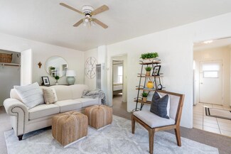 761 Sinex Ave, Pacific Grove, CA 93950