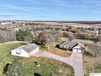 1550 County Road P41, Omaha, NE 68122