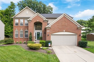 9129 Beechmont Ct, Twinsburg, OH 44087