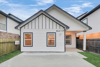 8417 Observatory St, Houston, TX 77088