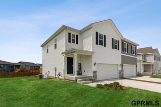 7916 N 169th St, Bennington, NE 68007