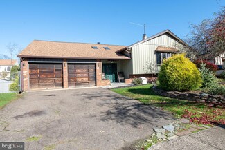 98 E Endfield Rd, Feasterville Trevose, PA 19053