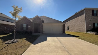 903 Emerald Gate Dr, Princeton, TX 75407