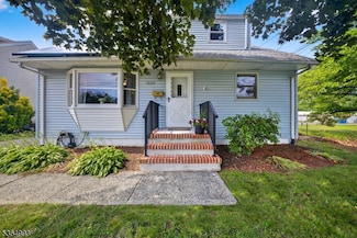 1033 Huff Ave, Manville, NJ 08835