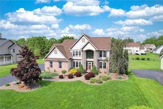 19 Whitespire Ln, Webster, NY 14580