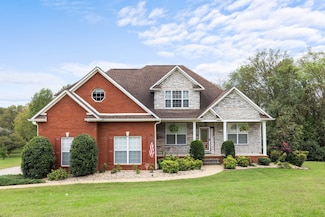 2002 Viewpointe Way, Columbia, TN 38401
