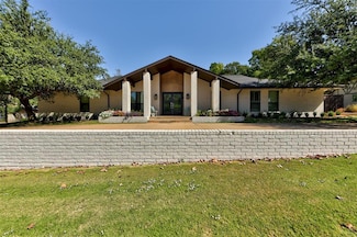 3205 Canyon Rd, Oklahoma City, OK 73120