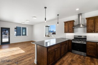 112 Horseshoe Loop, Bozeman, MT 59718