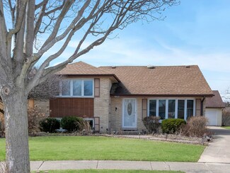 10032 Kilpatrick Ave, Oak Lawn, IL 60453