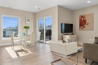 11 Walley St Unit 407, Boston, MA 02128