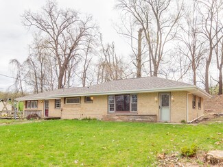63519 Ridge Ave, Lawrence, MI 49064