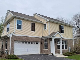 2610 Williamsburg Dr, Algonquin, IL 60102