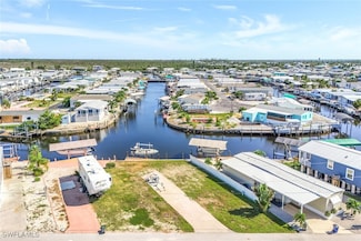 3784 Dewberry Ln, Saint James City, FL 33956