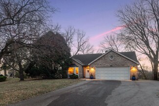 3265 Lafayette Ridge Ct, Wayzata, MN 55391