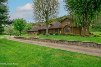 109 City View Ln, Westphalia, MO 65085