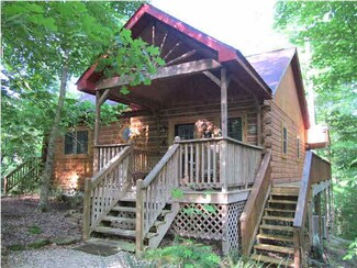 3586 N Bluff Rd, Birdseye, IN 47513