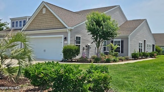 1905 Coleman Lake Dr, Calabash, NC 28467