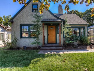305 N 25th Ave, Yakima, WA 98902