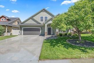 8386 W Sundisk St, Boise, ID 83714