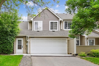 18267 Coneflower Ln, Eden Prairie, MN 55346