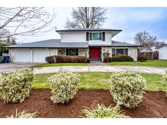 2055 Woodacres Dr, Eugene, OR 97401