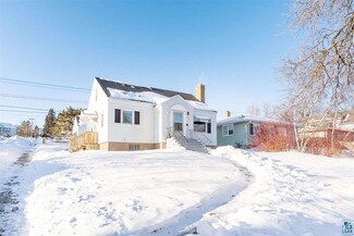 1 E 10th St, Duluth, MN 55805