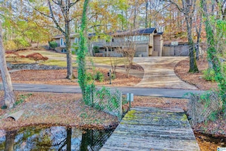 3438 Indian Lake Dr, Pelham, AL 35124