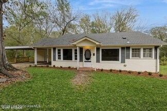 425 11th Ave S, Alexander City, AL 35010