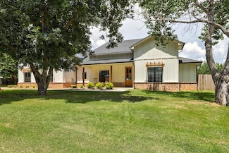 7 Summit Rd, Guthrie, OK 73044