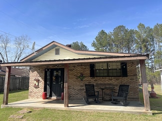 98 Ray Boone Rd, Purvis, MS 39475