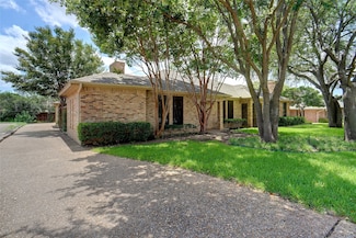 5717 Ridgerock Rd, Fort Worth, TX 76132