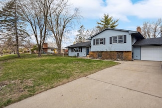 1210 Valley High Dr, Minneapolis, MN 55431
