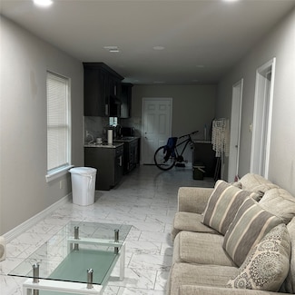 3311 & 3315 NE Bremond St, Houston, TX 77004