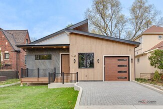 1649 Mount Pleasant St, Northfield, IL 60093