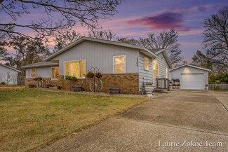 2504 Miles Standish Dr, Holland, MI 49424
