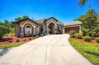 11020 Homestead Ln, Fort Myers, FL 33905