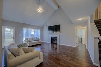 1470 Carlton Ridge Dr, Cordova, TN 38016