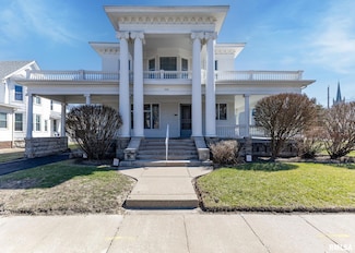 1440 12th St, Moline, IL 61265