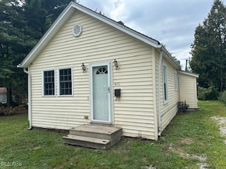 1470 E 332nd St, Eastlake, OH 44095