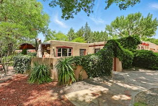 135B SW Sichler Rd, Los Lunas, NM 87031