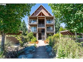 2101 SE Ellis St Unit E, Portland, OR 97202
