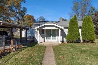 215 Viehl Ave, Saint Louis, MO 63125