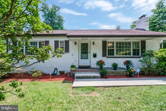 2513 Beacon Hill Rd, Alexandria, VA 22306