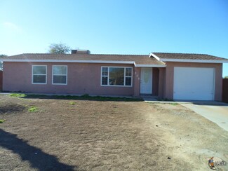 326 N Lake Ave, Calipatria, CA 92233
