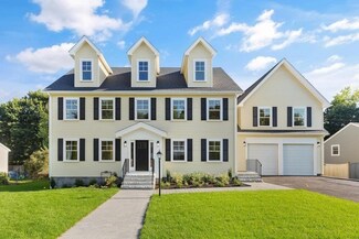 36 Samoset Rd, Woburn, MA 01801