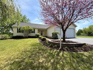 739 Cynthia Dr, Sandwich, IL 60548