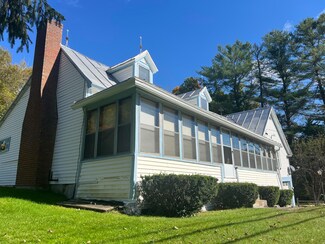 1392 Main St, Wilton, ME 04294