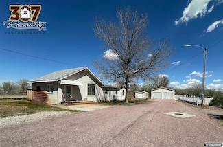 832 E 5th Ave, Torrington, WY 82240