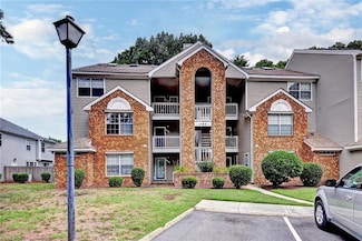784 Windbrook Cir Unit 101, Newport News, VA 23602